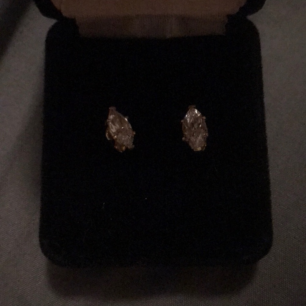 Vintage Nikolas 14k gold high quality cubic zirconia diamond earrings